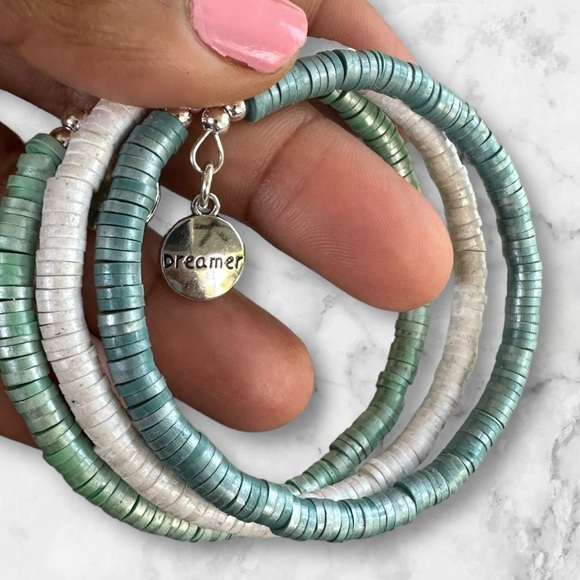 Handmade by embellished jewelry coiled Bracelet - Picture 4 of 6